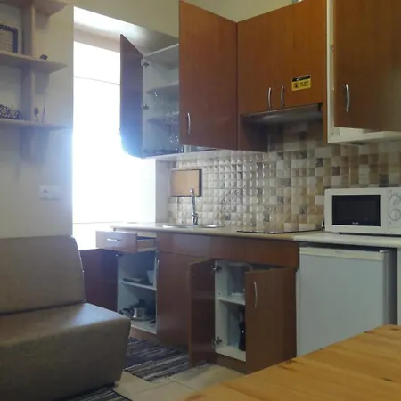 Santa Barbara Апартаменти Лісабон